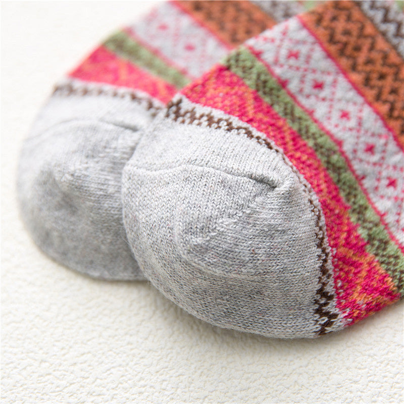 5 Pairs Women's Cotton Blend Socks. Thick, Warm And Cozy Crew Socks