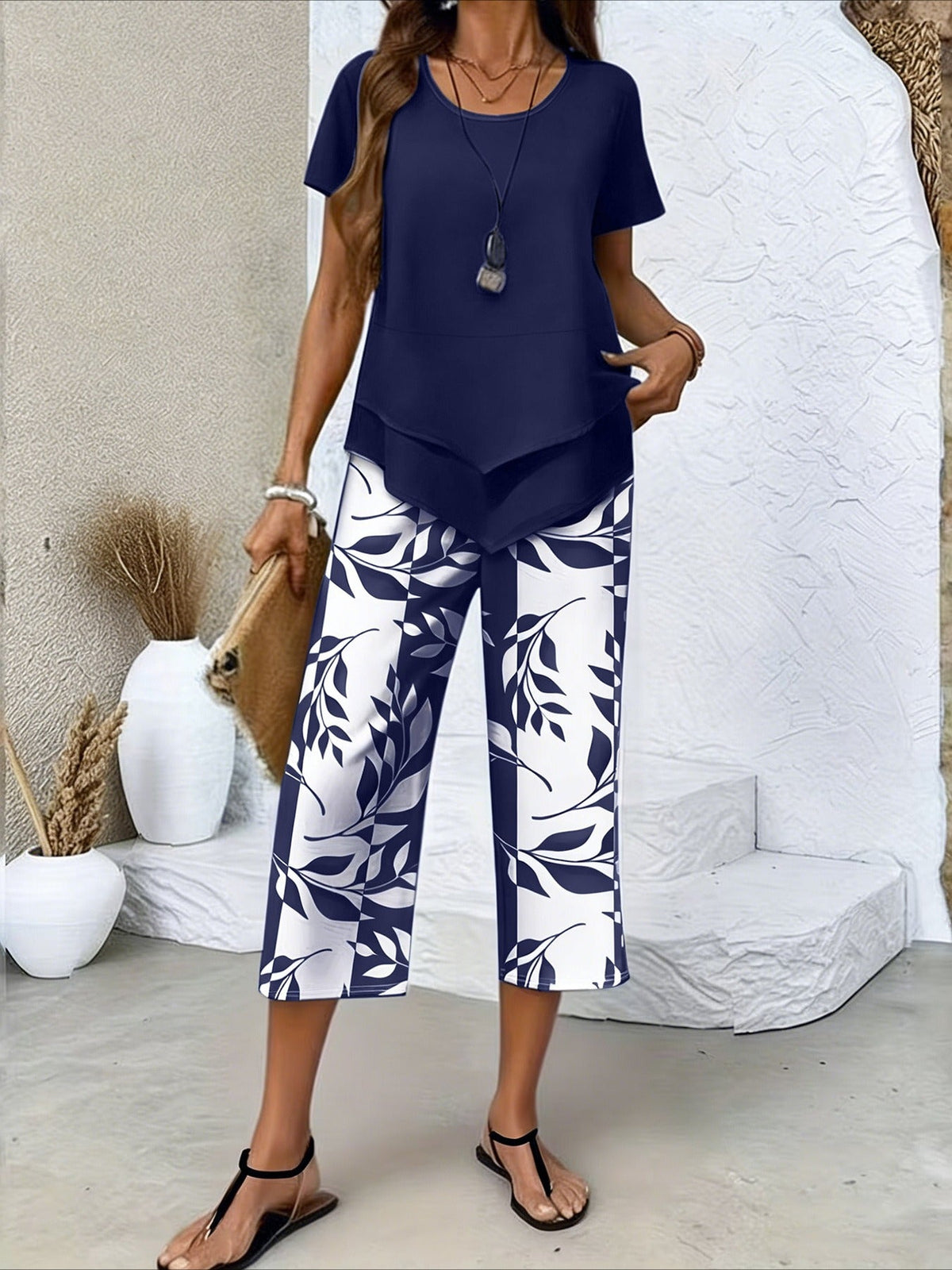 Solid Round Neck Short Sleeve Top With Floral Printing Pants Casual Two-Piece Set