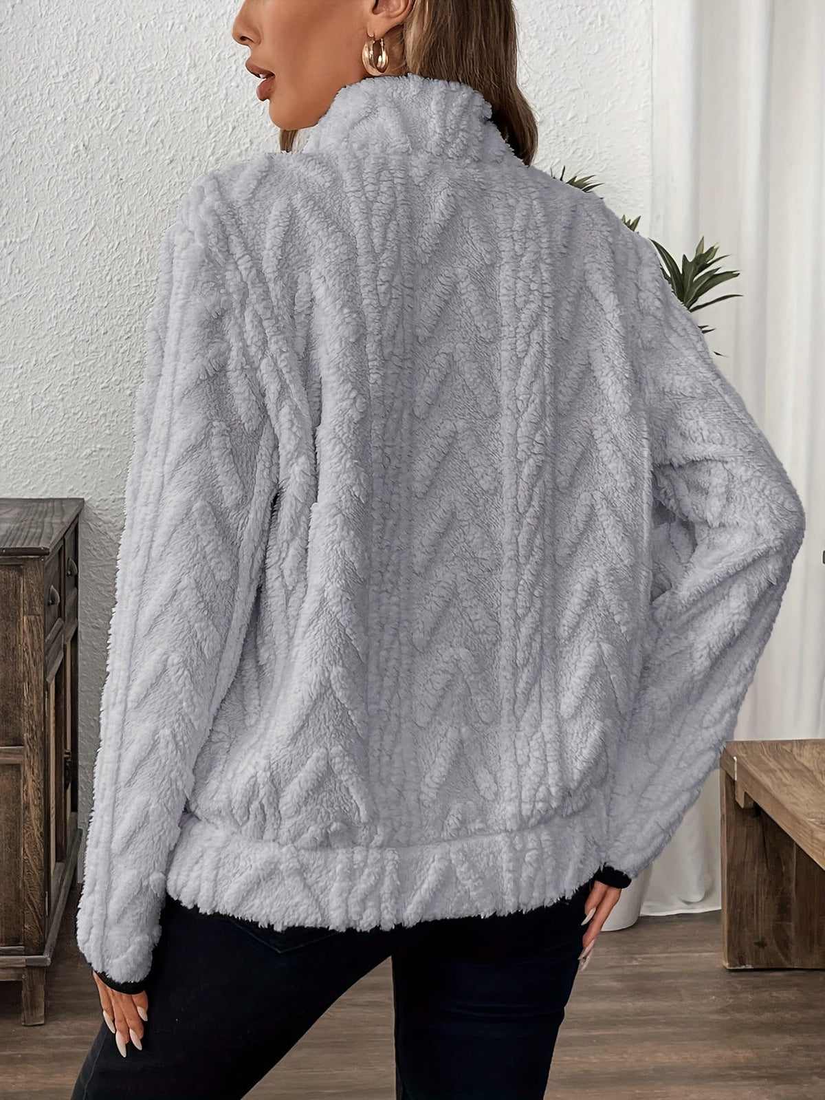 Women'S Fashion Fuzzy Sweatshirt, Solid Color, with Lapel Collar and Zipper Detail