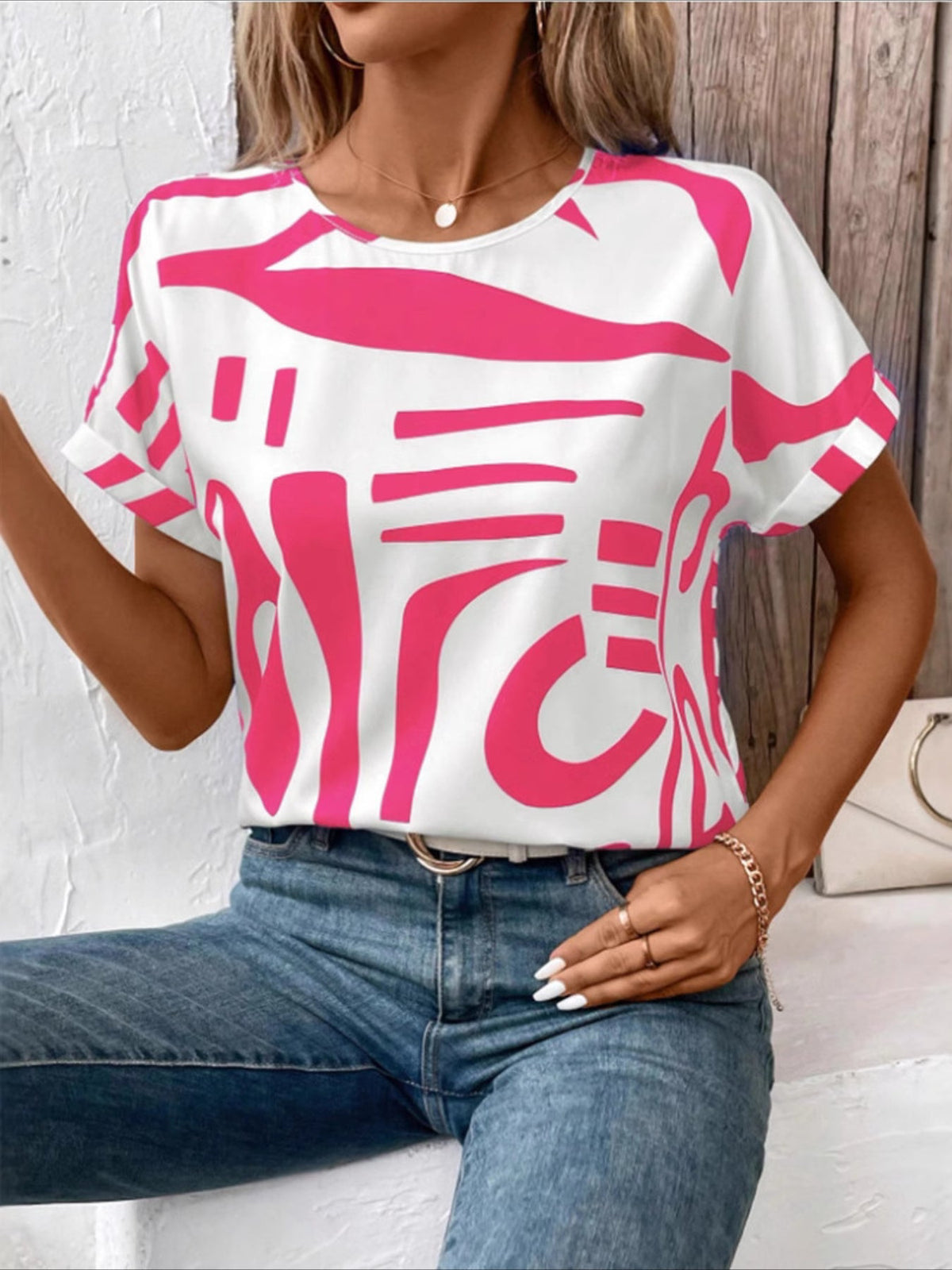 Elegant Batwing Print Round Neck Short Sleeve Shirt