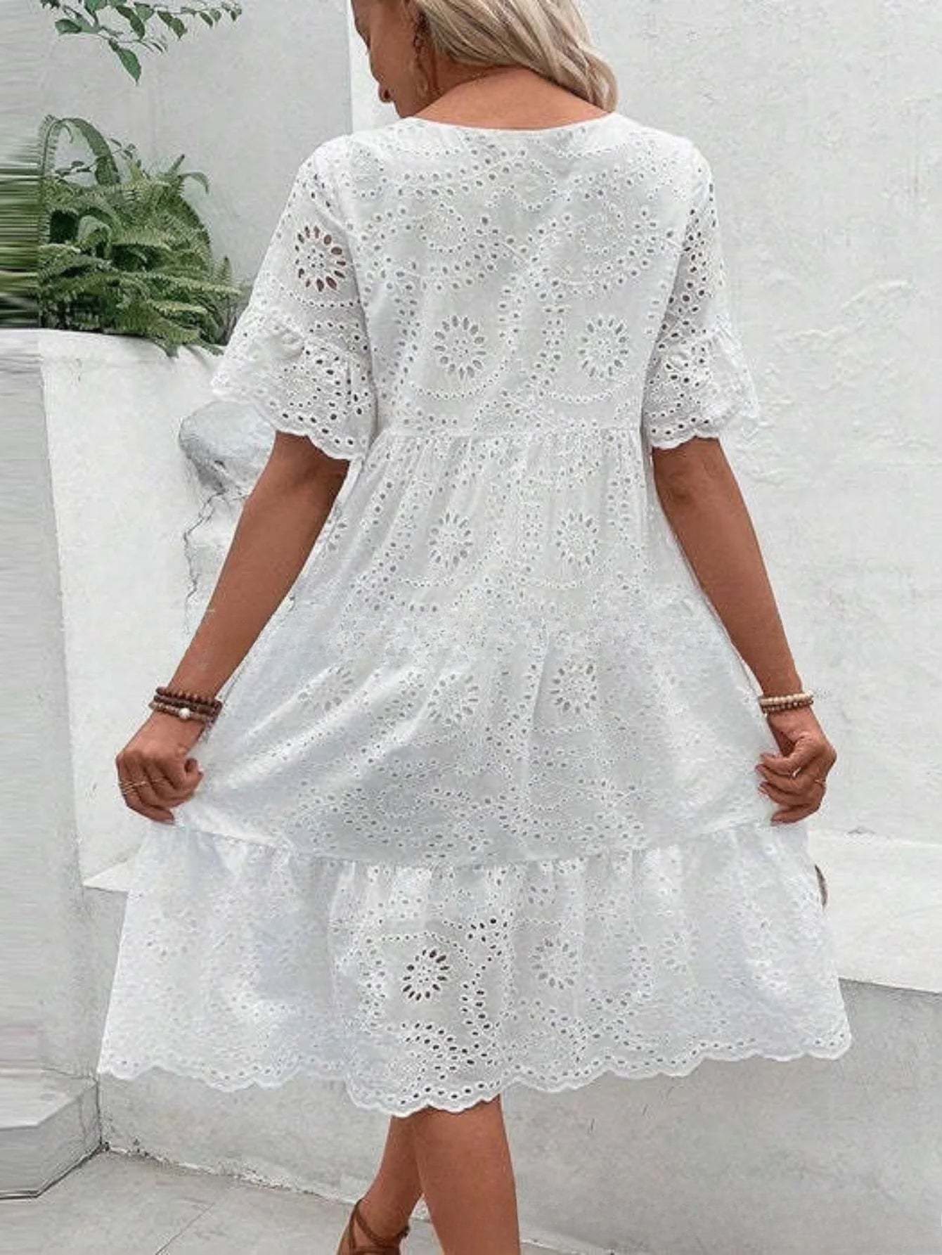 Embroidered Dress with a Hollowed-Out Lining in a Pure Color