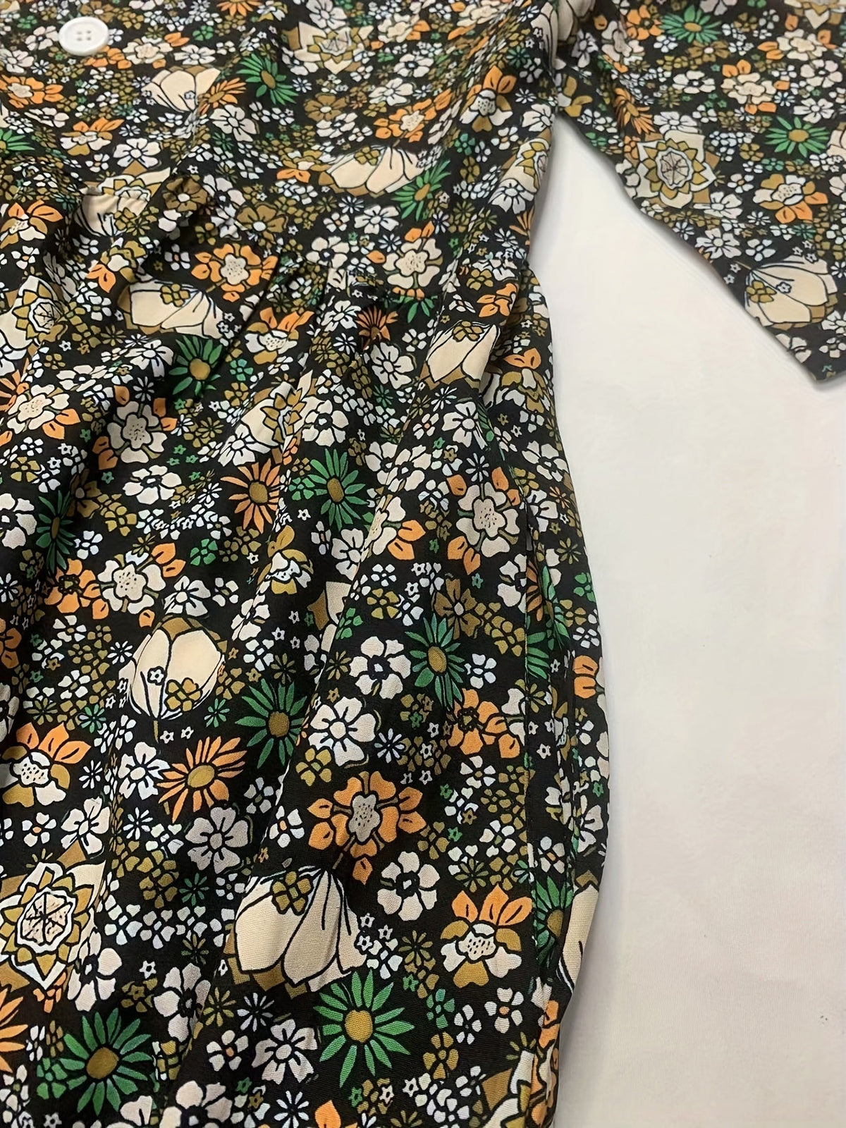 Ditsy Floral Print V Neck Dress, Casual Ruched Summer Dress With Pockets