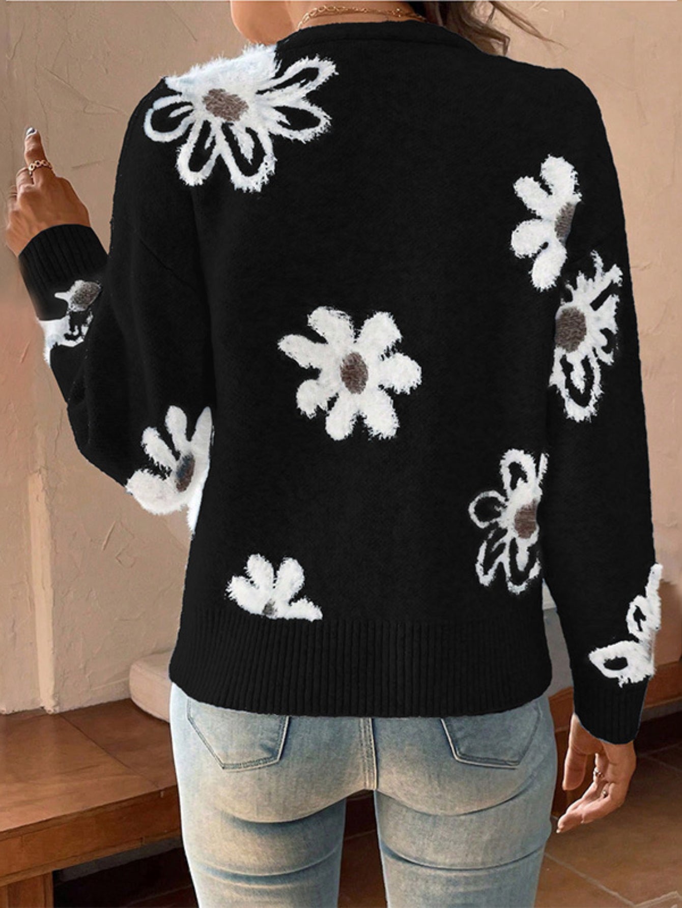 2024's Hottest Flower Pattern Cardigan Sweater - Trendy & Cozy Winter Wear