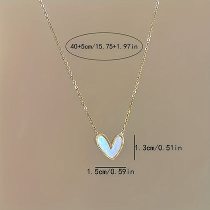 Elegant & Simple Heart Pendant Necklace - Perfect Gift for Her, Alloy, Versatile for Casual Attire