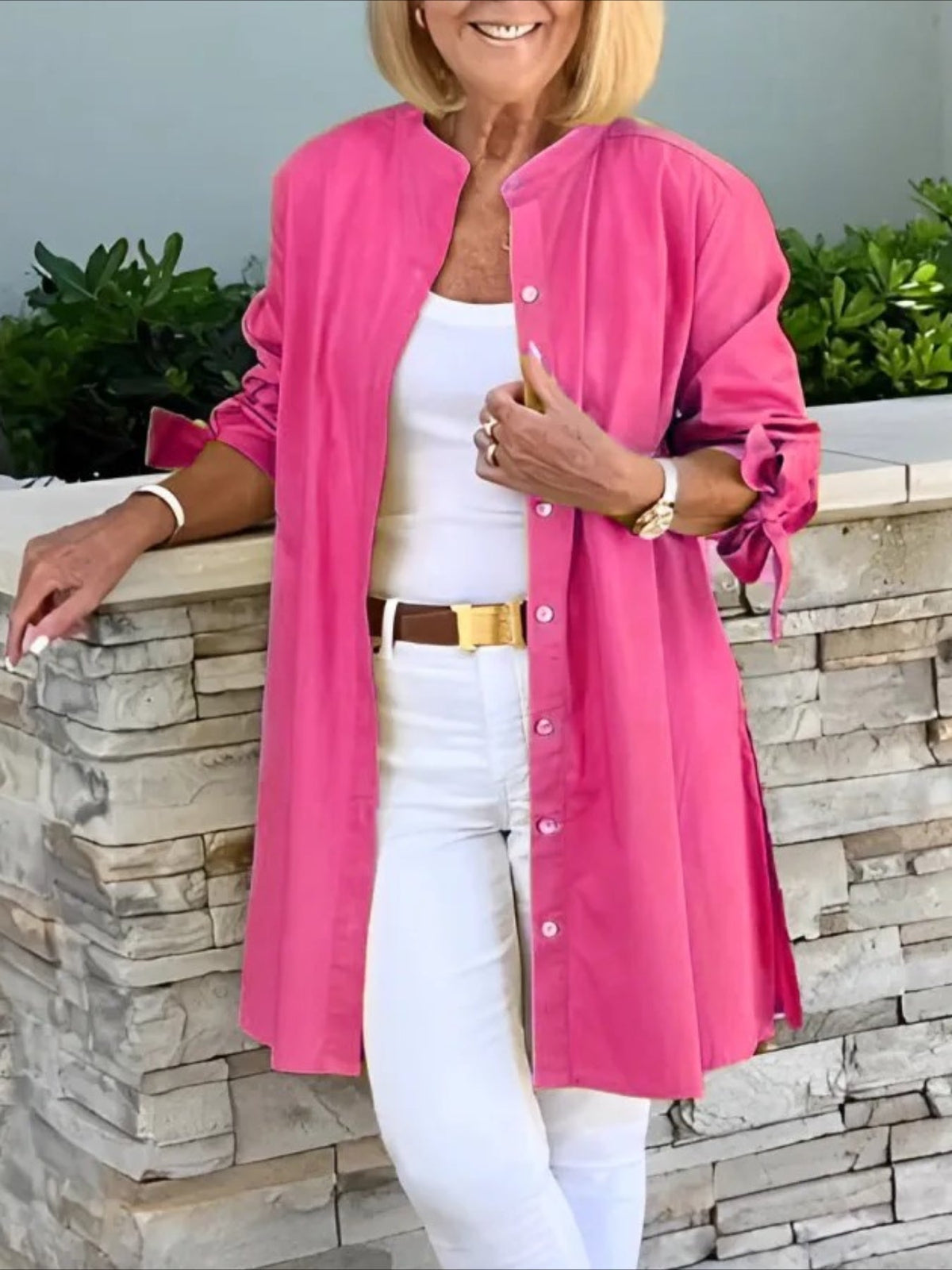 Elegant Loose-Fit Adjustable Cuffs Side Slit Breathable Fabric Round Neck Nontransparent Material Shirt