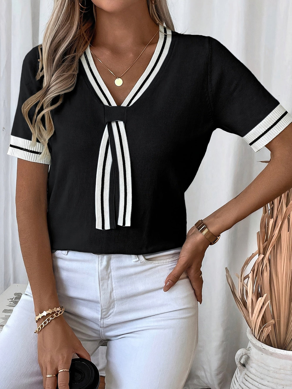 Color Block V-Neck Knit Elegant Short Sleeve Top