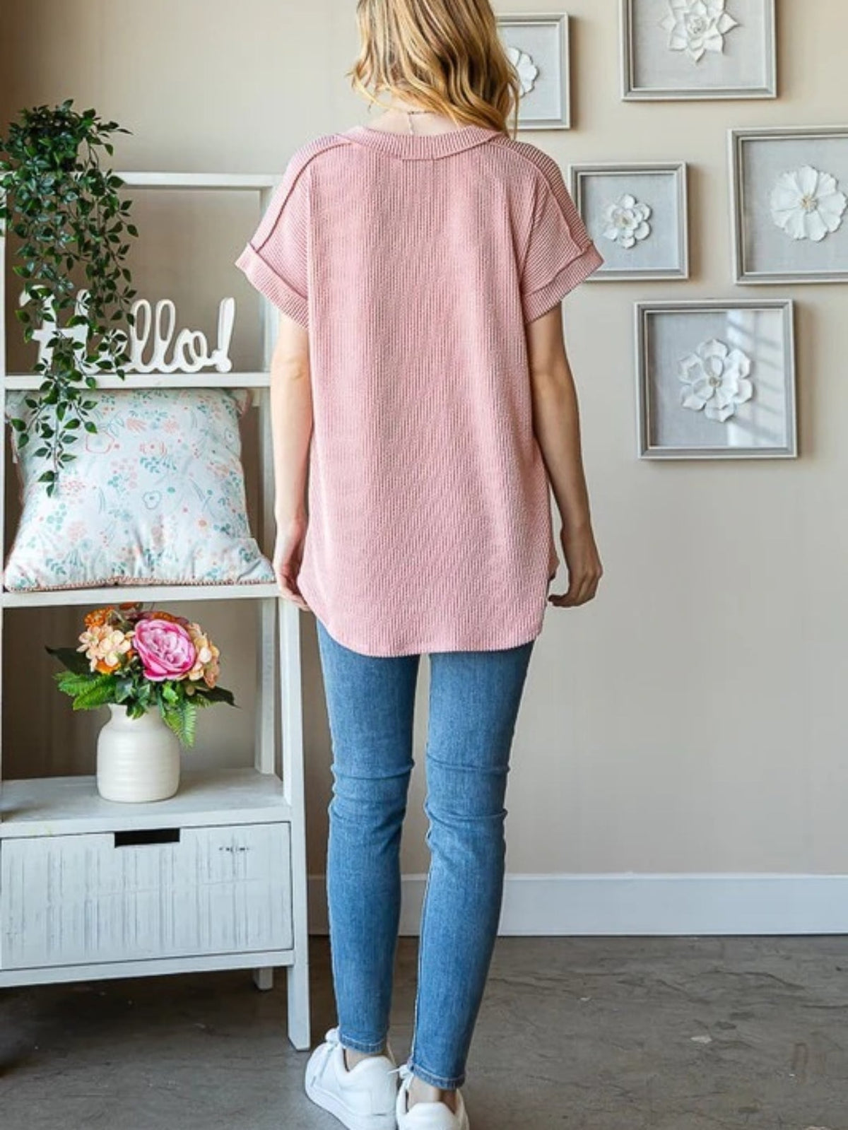 Striped jacquard knit loose-fitting V-neck short sleeve T-shirt