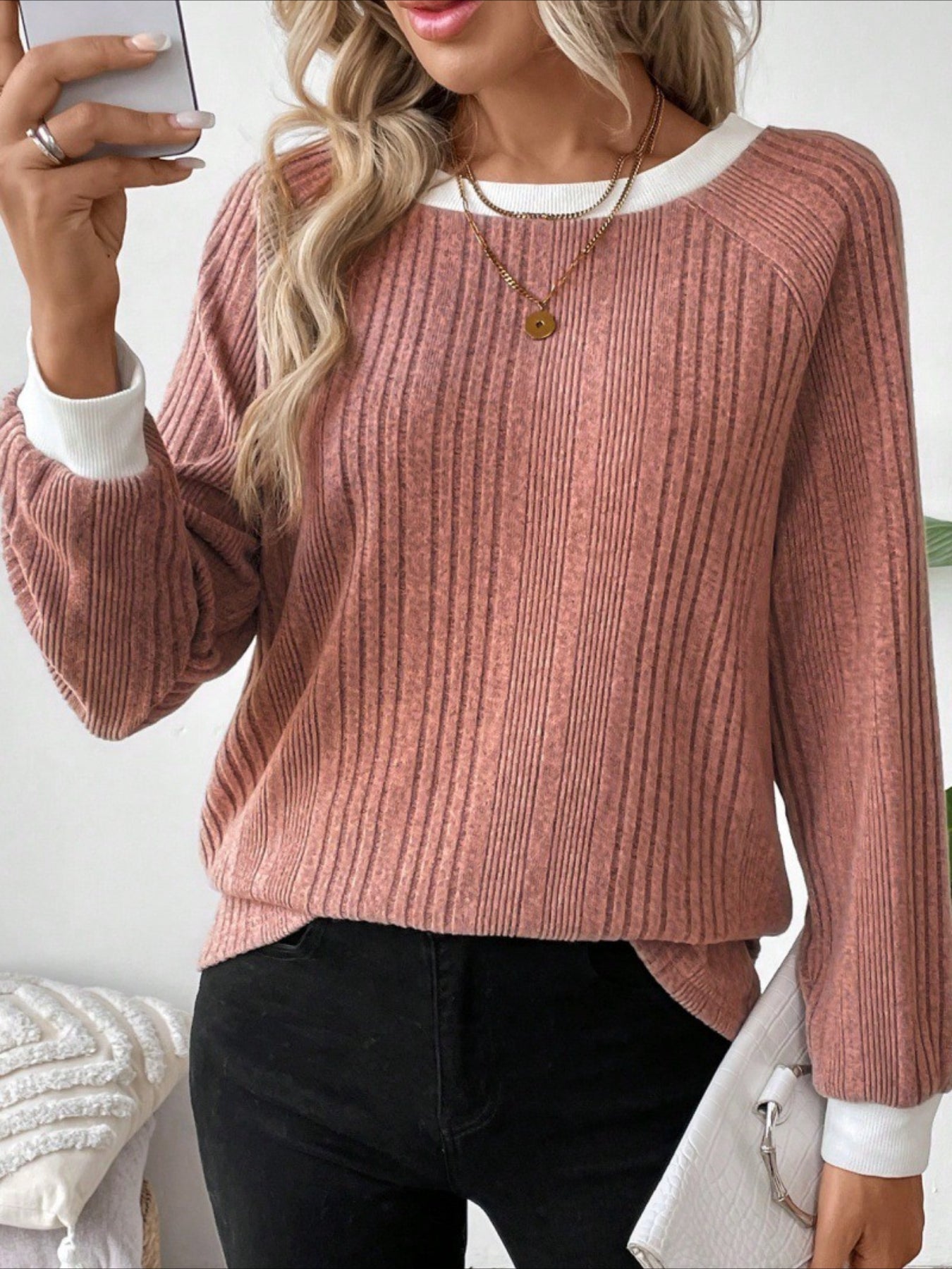 Long Sleeve Pullover with Elegant Contrast Collar Top