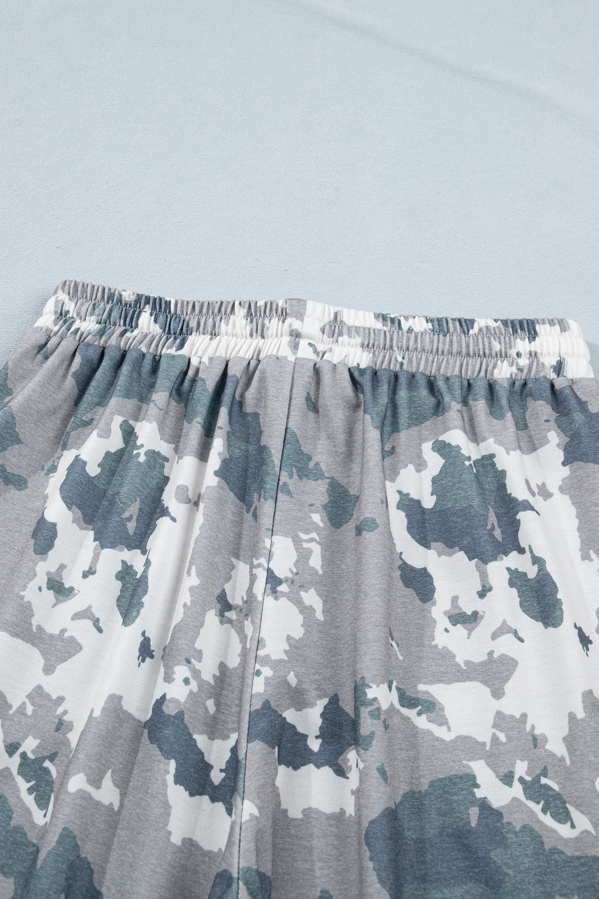 Brown Camouflage Print Contrast Lace-up Raw Edge Pocketed Loose Pants