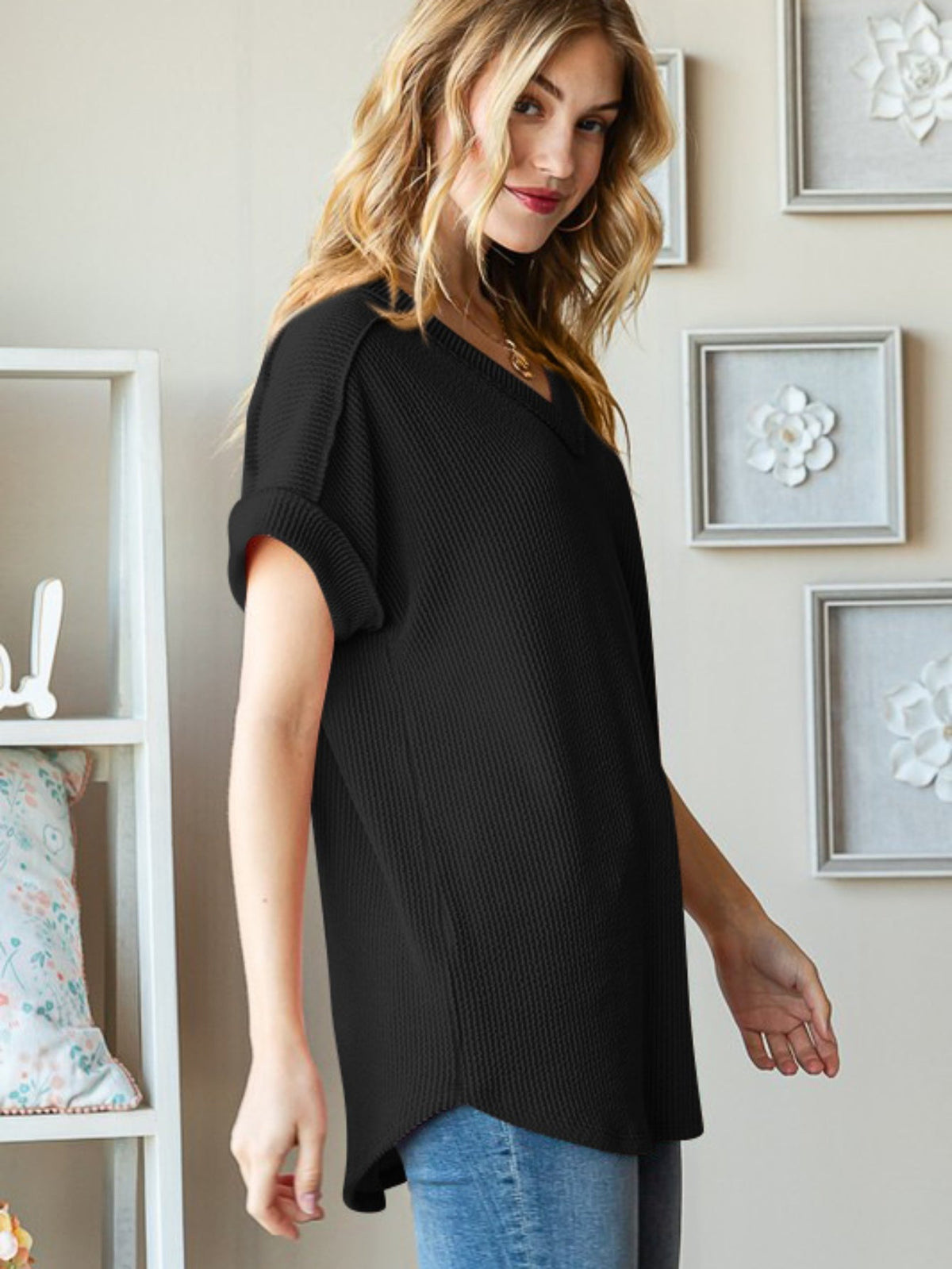 Striped jacquard knit loose-fitting V-neck short sleeve T-shirt